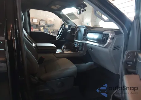 2023 Ford F-150 Lightning Xlt z USA, uszkodzony, nr VIN 1FTVW1EL8PWG43930